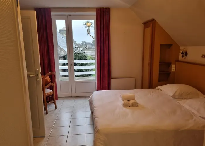 Le Conquerant - Meublees - ברפלר