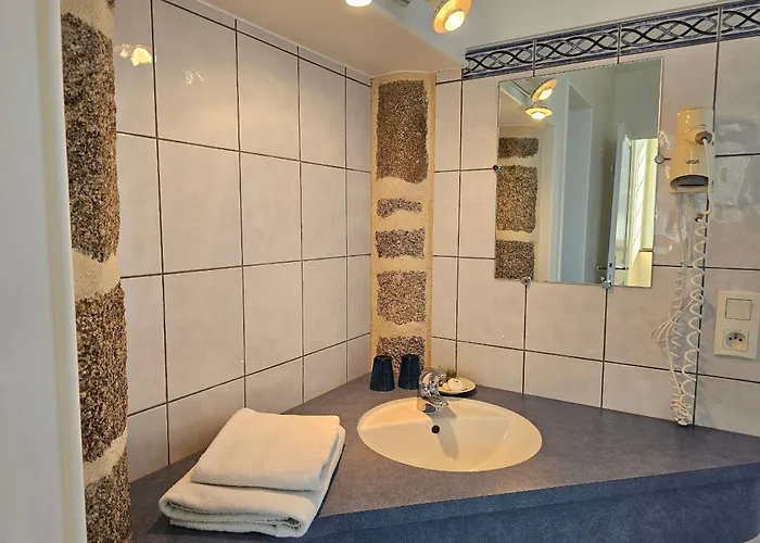 Le Conquerant - Meublees - בית הארחה ברפלר