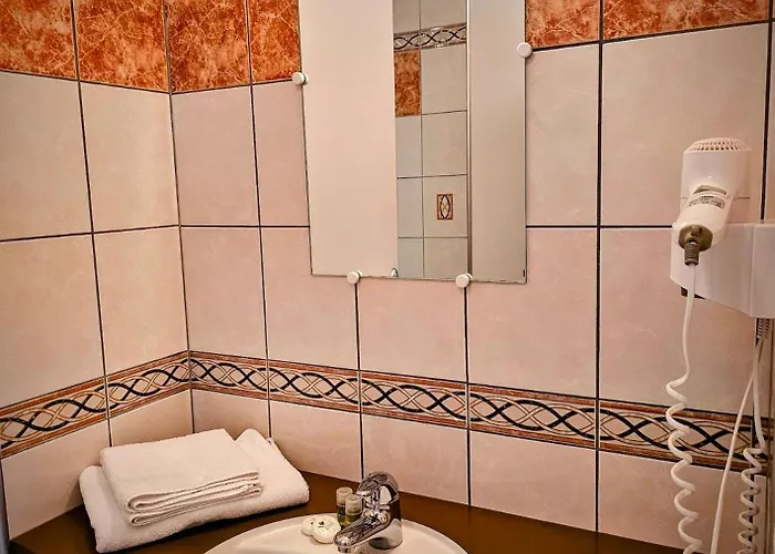 Le Conquerant - Meublees - בית הארחה