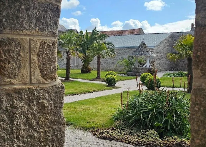 Le Conquerant - Meublees - בית הארחה